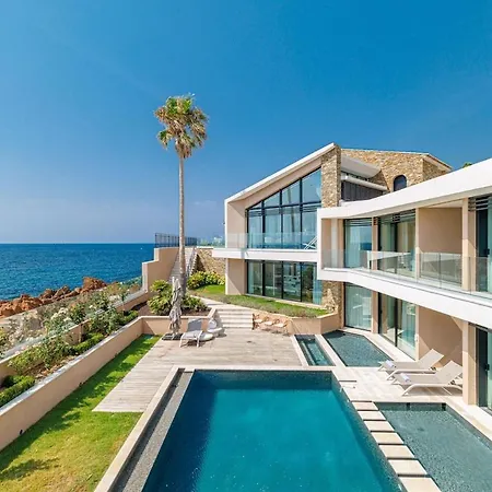 Beautiful House In Theoule-sur-mer Saint-Raphaël