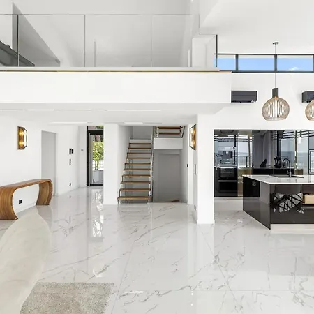 Beautiful House In Theoule-sur-mer Saint-Raphaël