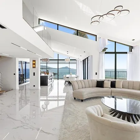 Beautiful House In Theoule-sur-mer Appartement *