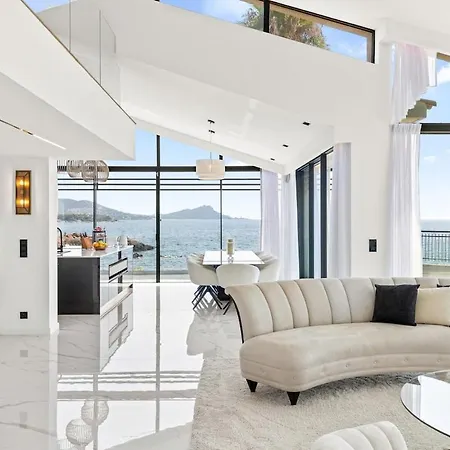 Beautiful House In Theoule-sur-mer