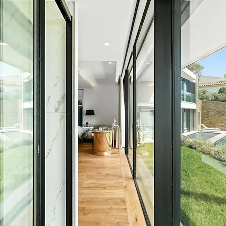 Beautiful House In Theoule-sur-mer Saint-Raphaël