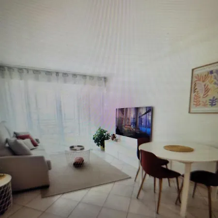 Appartement Beautiful House In Theoule-sur-mer